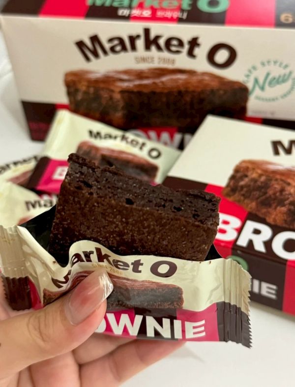韓國 Market O 布朗尼蛋糕 巧克力布朗尼 120g/6入韓國零食 巧克力 蛋糕 Market O、布朗尼、巧克力蛋糕、韓國布朗尼、韓國甜點、布朗尼蛋糕6入、韓國原裝、下午茶點心、學生零食、濃郁可可、甜食推薦、小包裝甜點