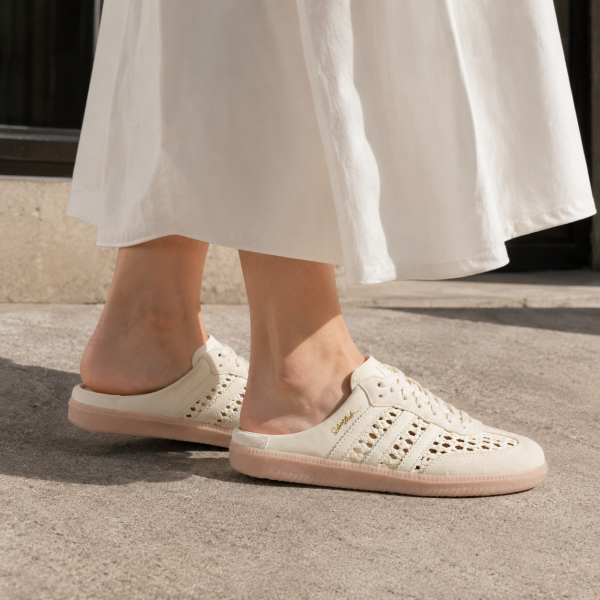 adidas Samba Mule Woven 奶油白編織半拖鞋 adidas、Samba、Samba Mule、adidas Samba Mule Woven、奶油白球鞋、穆勒鞋、半拖鞋、編織鞋、夏季穿搭、女鞋代購、adidas代購