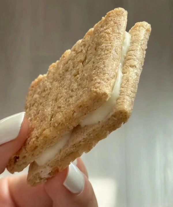 日本 Sugar butter Tree 砂糖奶油樹餅乾 奶油千層酥 超人氣伴手禮 砂糖奶油樹餅乾、Sugar Butter Tree、奶油千層酥、日本餅乾、東京伴手禮、日本甜點推薦、日本零食、酥脆奶油餅乾、日系甜食、人氣伴手禮、千層派餅乾、奶香餅乾