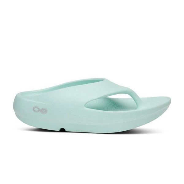 OOFOS OOriginal PLUS Driftwood 恢復拖鞋｜男女款 OOFOS、OOFOS拖鞋、OOFOS OOriginal PLUS、OOriginal PLUS、OOFOS恢復拖鞋、恢復拖鞋、運動恢復拖鞋、厚底拖鞋、厚底夾腳拖、人字拖、機能拖鞋、舒適拖鞋、減震拖鞋、足弓支撐拖鞋、OOfoam、OOfoam拖鞋、男女拖鞋、男女共款拖鞋、日本OOFOS、日本代購OOFOS、OOFOS Black、OOFOS Chalk、OOFOS Driftwood、OOFOS