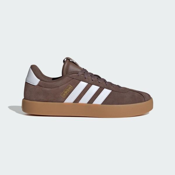 ADIDAS VL COURT 3.0 摩卡棕白 焦糖底 麂皮休閒鞋 男女款 JP7536 ADIDAS, adidas, VL COURT 3.0, JP7536, adidas休閒鞋, adidas男女鞋, 摩卡棕球鞋, 棕色球鞋, 棕色休閒鞋, 麂皮球鞋, 焦糖底球鞋, 復古球鞋, 德訓鞋, 德訓風, 低筒球鞋, 男女共款, 情侶鞋, 秋冬球鞋, 百搭休閒鞋, adidas棕色鞋