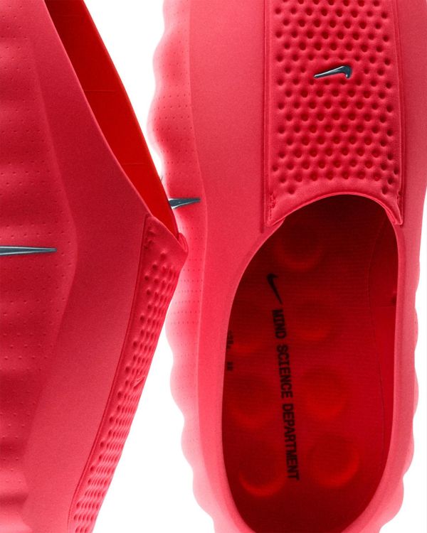 日本公司貨 Nike Mind 001 男款賽前穆勒鞋 HQ4307-600 Nike Mind 001、Nike Mind、HQ4307-600、Nike 穆勒鞋、Nike 拖鞋、賽前鞋、Nike Solar Red、Nike 紅色拖鞋、Nike 感官鞋、Nike 新科技鞋款、HQ4307-600
