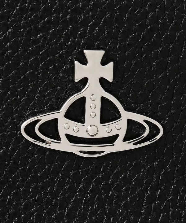 Vivienne Westwood Granny Frame 黑色荔枝皮鏈條水餃包 