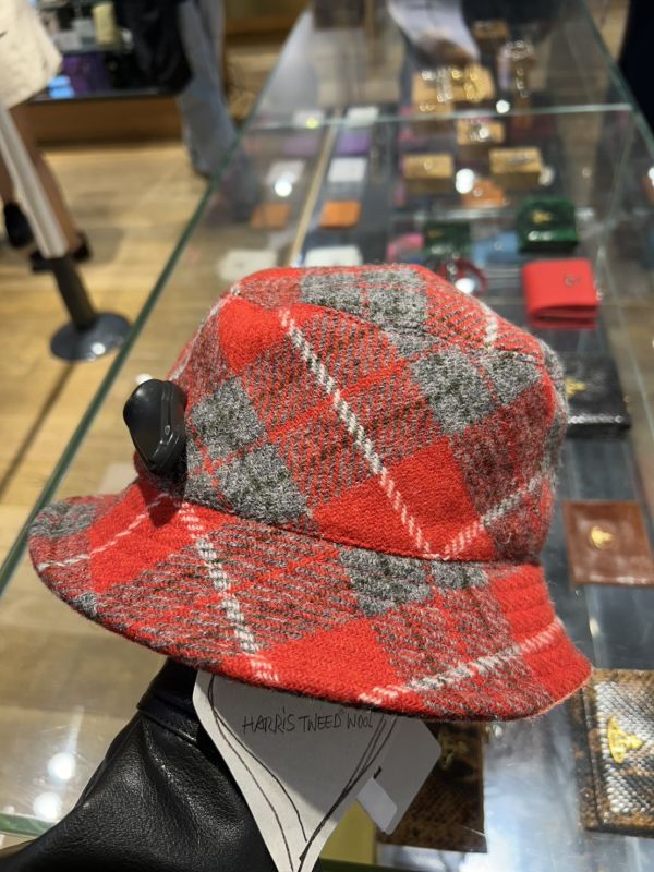Vivienne Westwood Harris Tweed 羊毛花呢格紋漁夫帽 