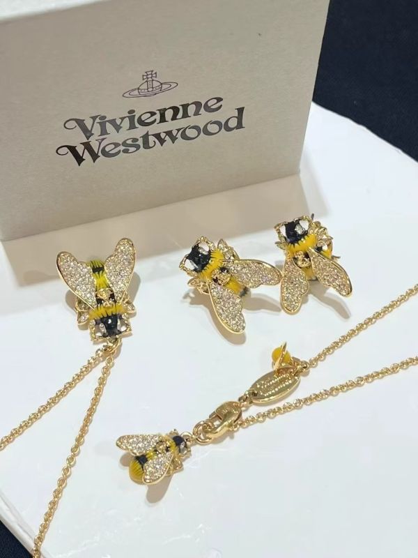 Vivienne Westwood 大黃蜂系列項鍊 