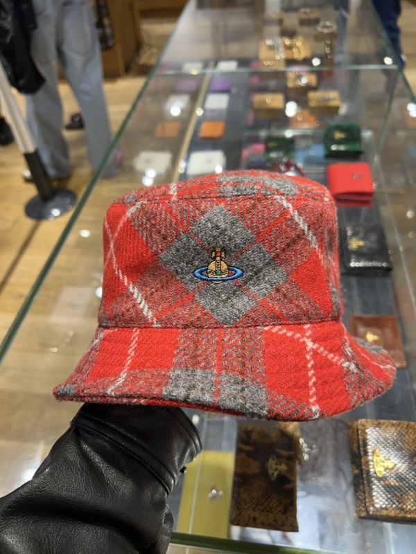 Vivienne Westwood Harris Tweed 羊毛花呢格紋漁夫帽 