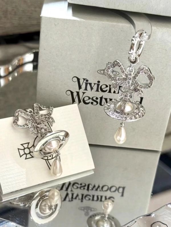 Vivienne Westwood Rigoberta 夢幻珍珠蝴蝶結系列 