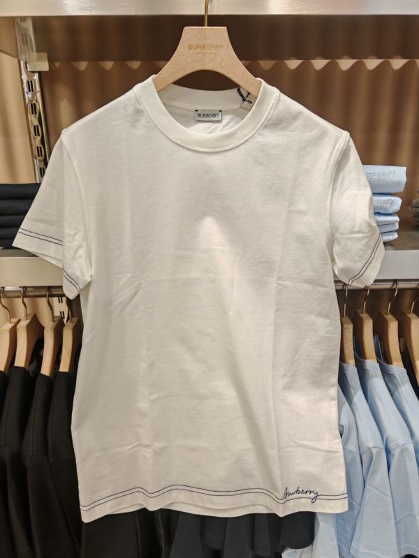 Burberry 下擺刺繡Logo百搭素面 T-shirt (man) 