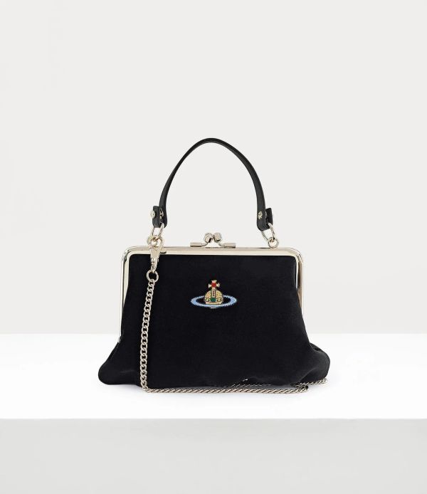 Vivienne Westwood Granny Frame黑色絲絨鏈條水餃包 