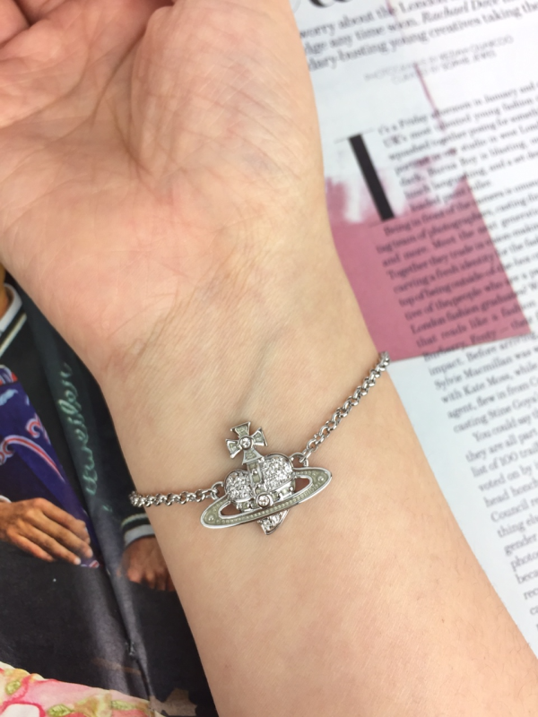 (五色) Vivienne Westwood 心型浮雕系列 [項鍊][手鍊] 