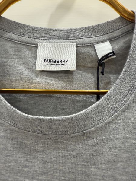 (兩色灰) Burberry Jenson胸前刺繡Logo T-shirt（Man） 
