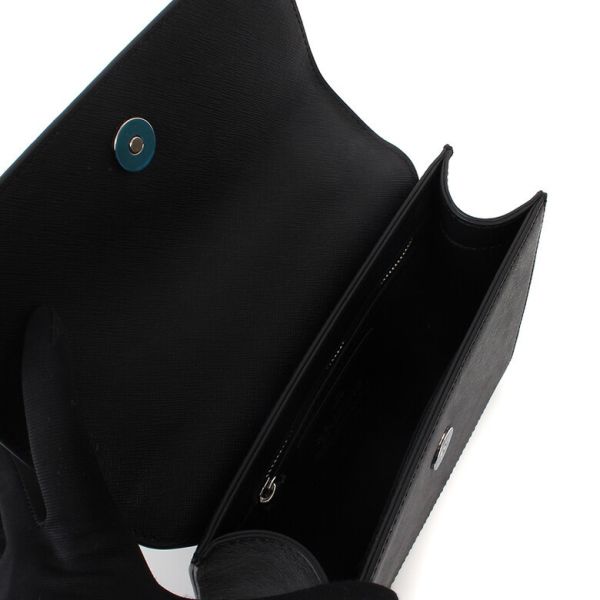 Vivienne Ｗestwood 黑色牛皮小方包 