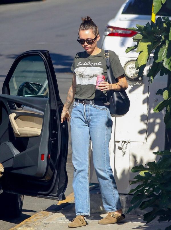 SAINT LAURENT人氣爆款[泰勒絲,Rosé等多位明星同款］Le 5 A 7 Shoulder Bag 