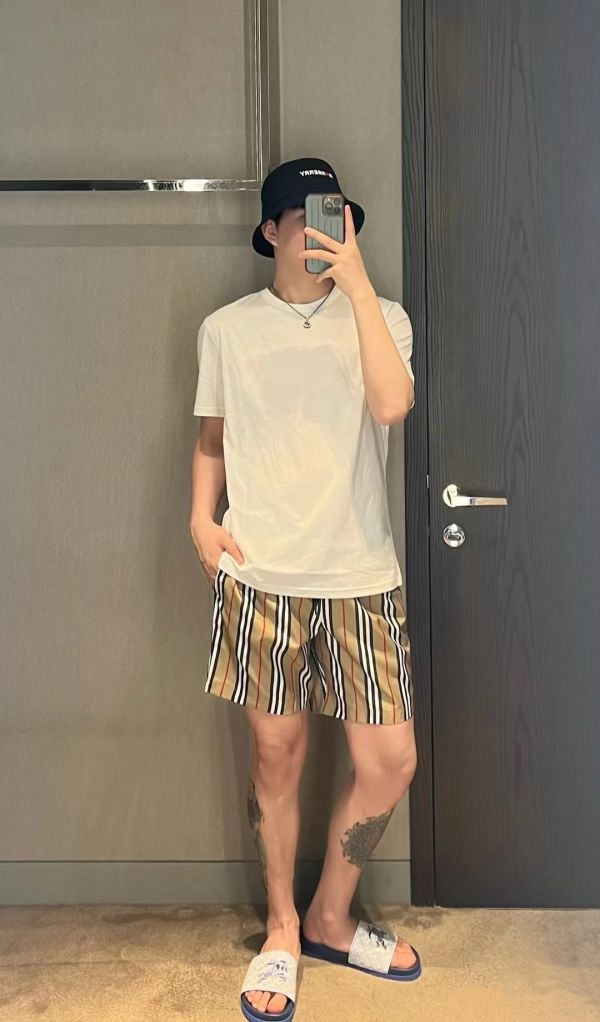 Burberry 經典條紋短褲 (Man) 