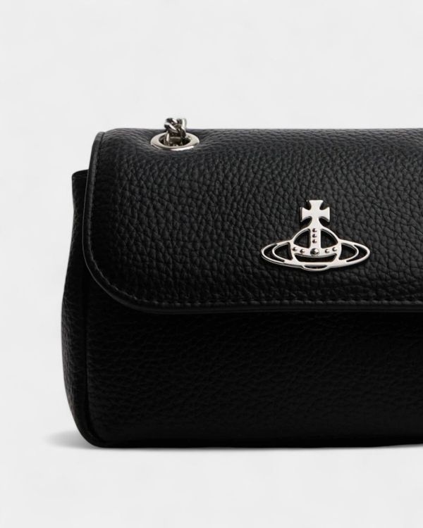 Vivienne Westwood 黑色銀鏈 小鏈條包 