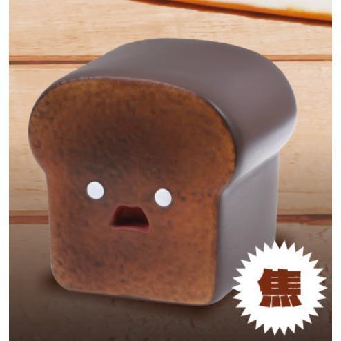 5A062『現貨』驚訝麵包軟膠公仔  Qualia  扭蛋   轉蛋 