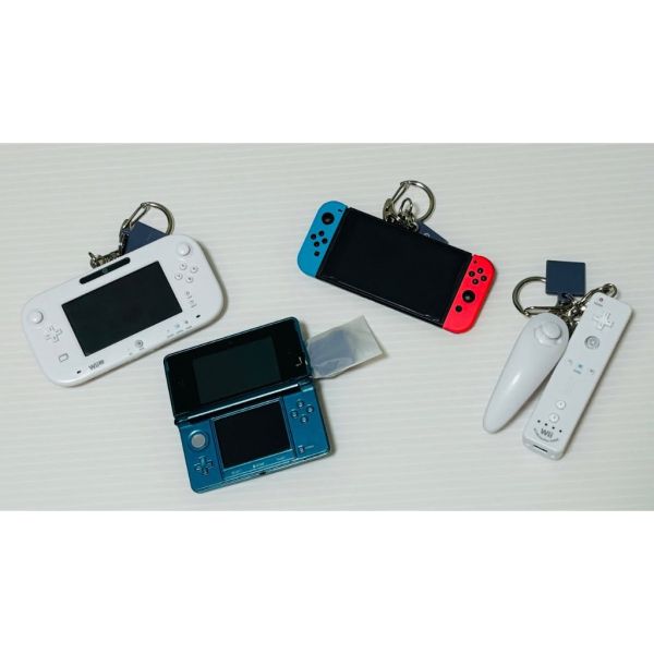 R303『現貨』任天堂博物館吊飾 1983-2017 盒玩 