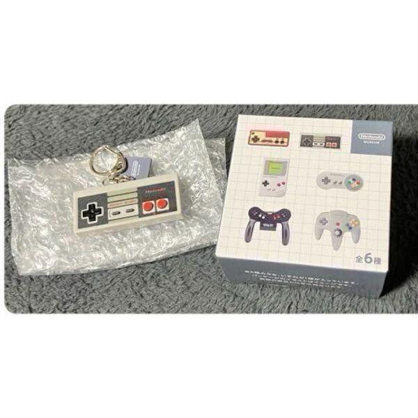 R303『現貨』任天堂博物館吊飾 1983-2017 盒玩 