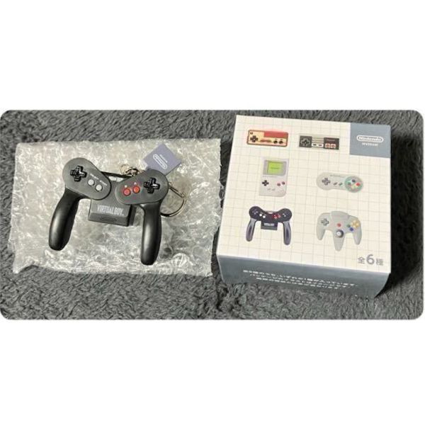 R303『現貨』任天堂博物館吊飾 1983-2017 盒玩 