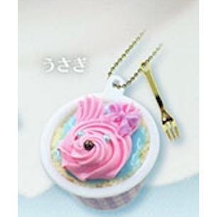 5A105『現貨』小動物鮮奶油杯子蛋糕吊飾 ULTRA NEW PLANNING  扭蛋   轉蛋 