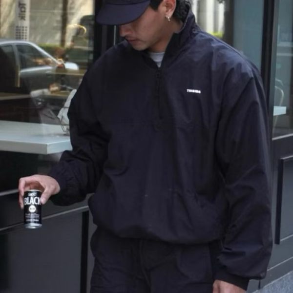 TRISIBS-防風挺版套頭外套 