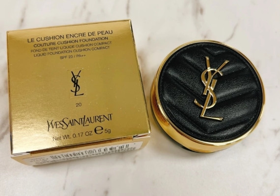 YSL 超模光感粉皮革氣墊5g #B20: 適合偏白皙膚色 