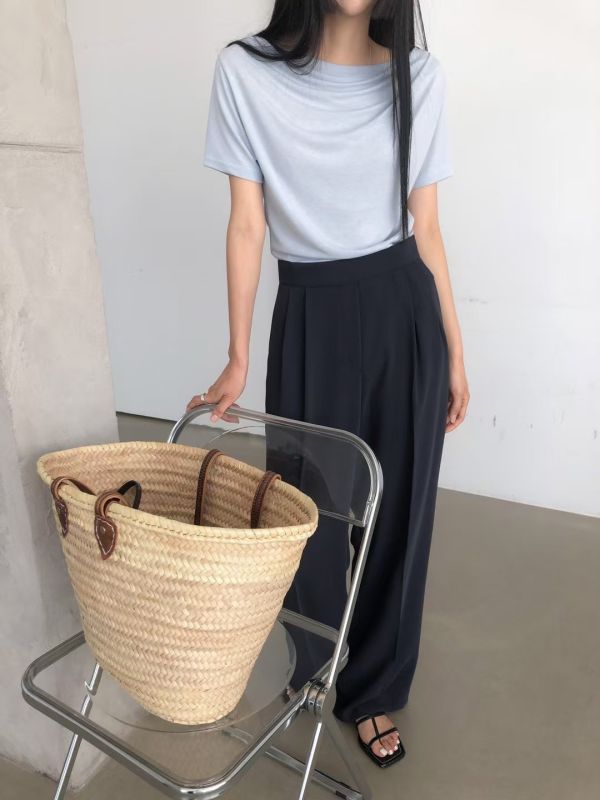 法式慵懶彈力領口垂墜感素T 短袖,上衣,日常穿搭,OL,親膚