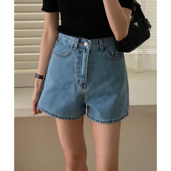 闆娘推薦-百搭必備修身常規牛仔褲短褲 短褲,牛仔短褲,高腰短褲,修身短褲,牛仔褲