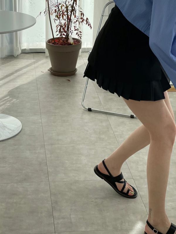 皮革交叉拇指扣個性涼鞋 涼鞋,女鞋,拇指扣