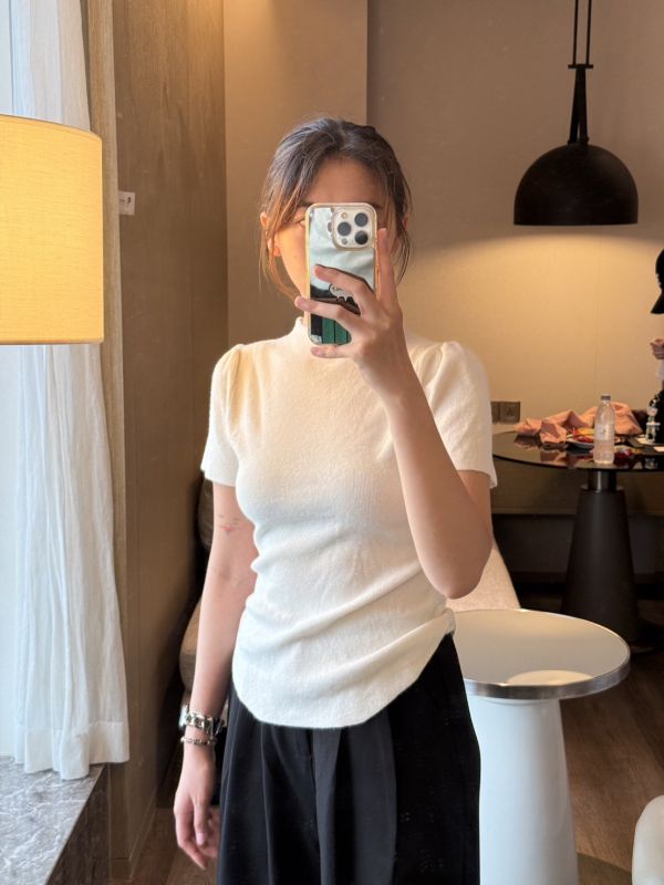 春夏質感微公主袖高領薄款針織軟糯上衣 高領,公主袖,圓弧下擺,修飾身形,短袖上衣,針織短袖