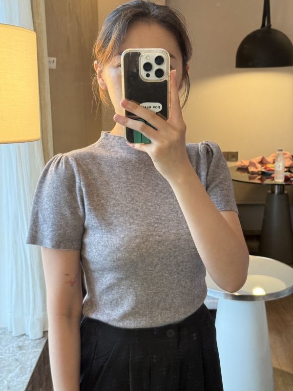 春夏質感微公主袖高領薄款針織軟糯上衣 高領,公主袖,圓弧下擺,修飾身形,短袖上衣,針織短袖