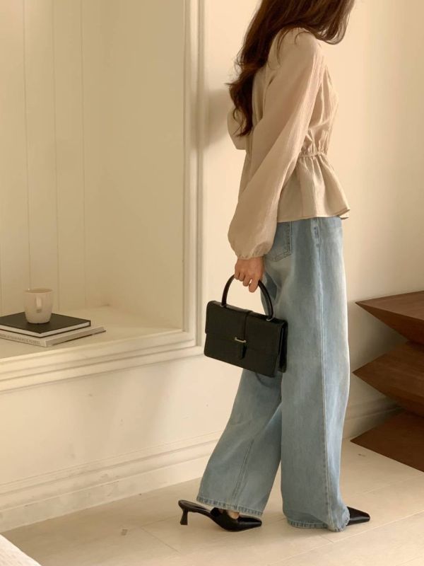 甜美圓領縮腰顯瘦薄透感長袖上衣 輕薄,長袖,縮腰,圓領,寬領,甜美