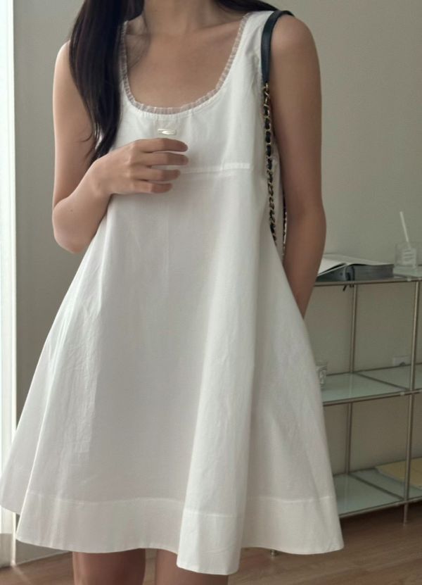 (現貨)【TIZZI】俏麗無袖短洋裝 洋裝,TIZZI,正韓,短洋裝,無袖