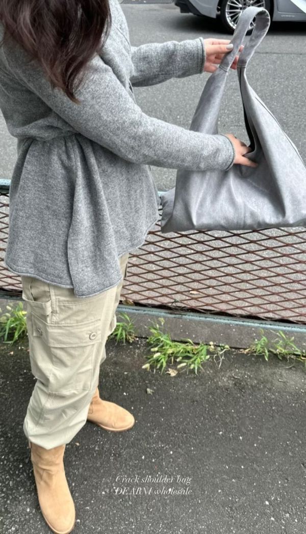 【DEARNI】個性質感超大容量通勤包 單肩包 大學生包 肩背包 肩背包,水桶包,包袱,水餃包,大容量,韓國