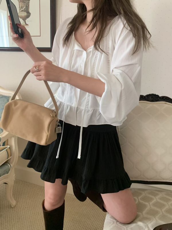 （現貨+預購）質感綁帶荷葉邊短版薄襯衫 罩衫 荷葉邊,襯衫,綁帶,罩衫,薄款