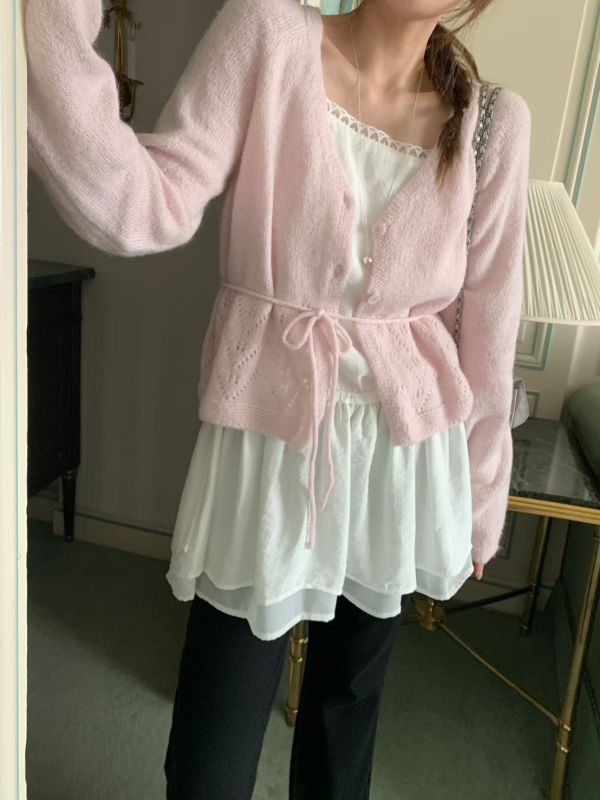 春日感柔色針織綁帶長袖罩衫 鏤空花紋設計感針織上衣 薄毛衣 薄外套 初秋 韓系 不撞款 溫柔 針織外套 長袖 上衣 冬天