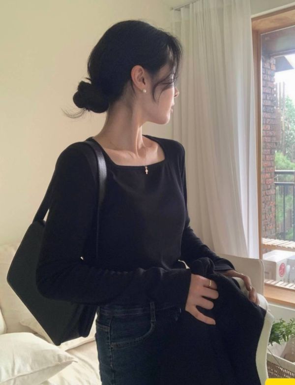 純棉百搭方領長袖上衣 素色打底衣 