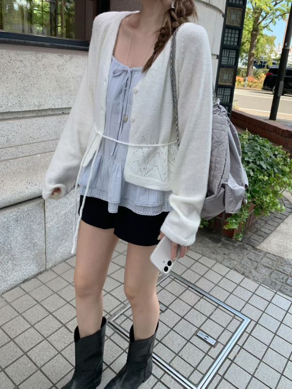 春日感柔色針織綁帶長袖罩衫 鏤空花紋設計感針織上衣 薄毛衣 薄外套 初秋 韓系 不撞款 溫柔 針織外套 長袖 上衣 冬天