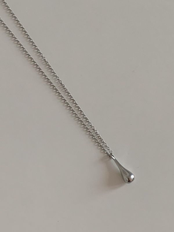 【銀語 Whisper in Silver】醫療鋼水滴項鍊 水滴項鍊,醫療鋼,細繩項鍊,長鍊