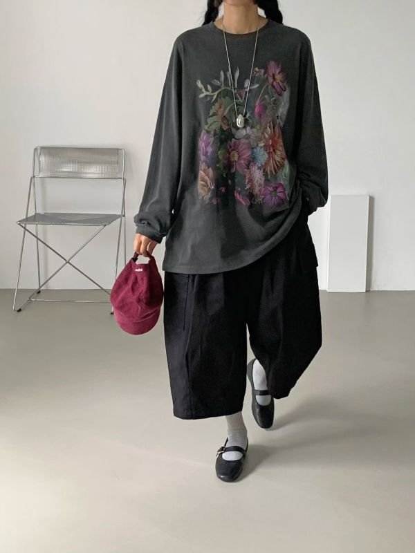 oversize慵懶落肩花朵塗鴉薄長袖 OVERSIZE,寬鬆,長袖,大學T,塗鴉,圓領
