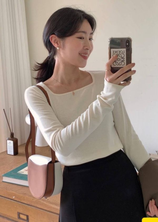 純棉百搭方領長袖上衣 素色打底衣 