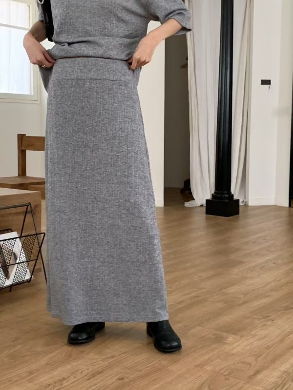 日常柔紋皺摺短袖+鬆緊長裙套裝 