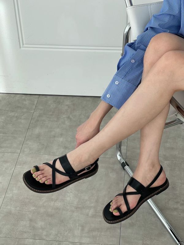 皮革交叉拇指扣個性涼鞋 涼鞋,女鞋,拇指扣