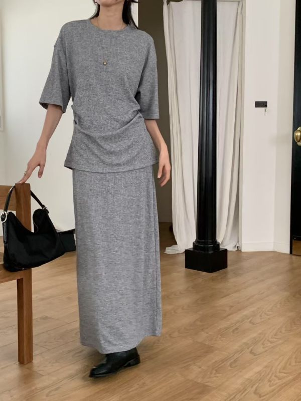 日常柔紋皺摺短袖+鬆緊長裙套裝 