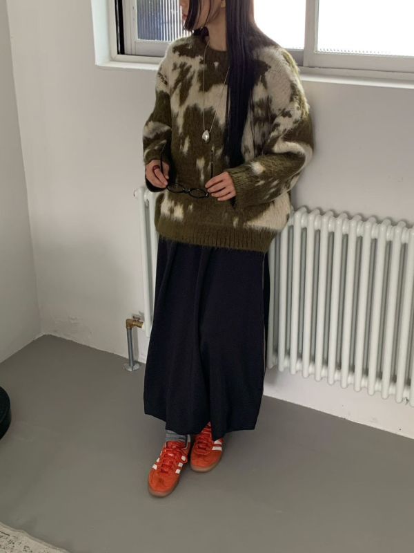 慵懶感暈染針織毛衣 渲染,毛衣,暈染,慵懶,寬鬆