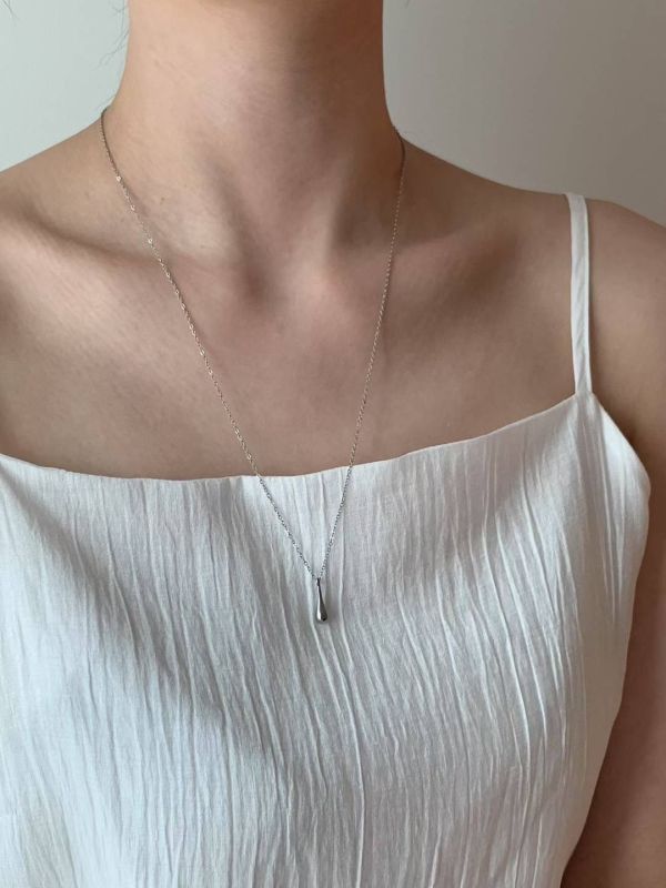 【銀語 Whisper in Silver】醫療鋼水滴項鍊 水滴項鍊,醫療鋼,細繩項鍊,長鍊