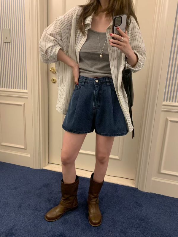 深藍壓單摺闊腿A字牛仔短褲 