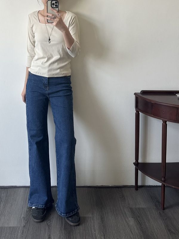 復古百搭微喇叭修身微彈性牛仔長褲 