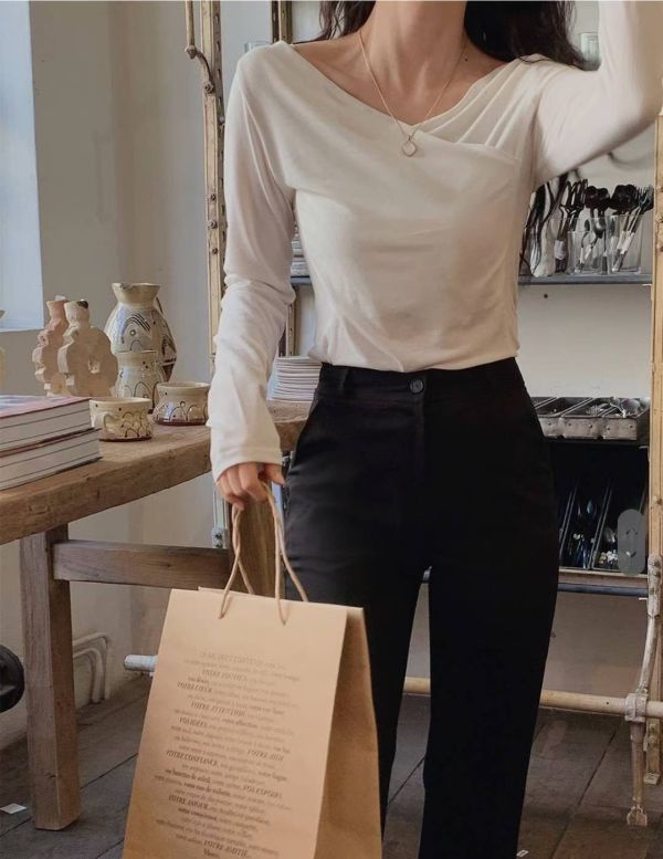 法式v領嫩q彈力長袖上衣 柔感貼身交叉設計長袖上衣  優雅風
交叉領口