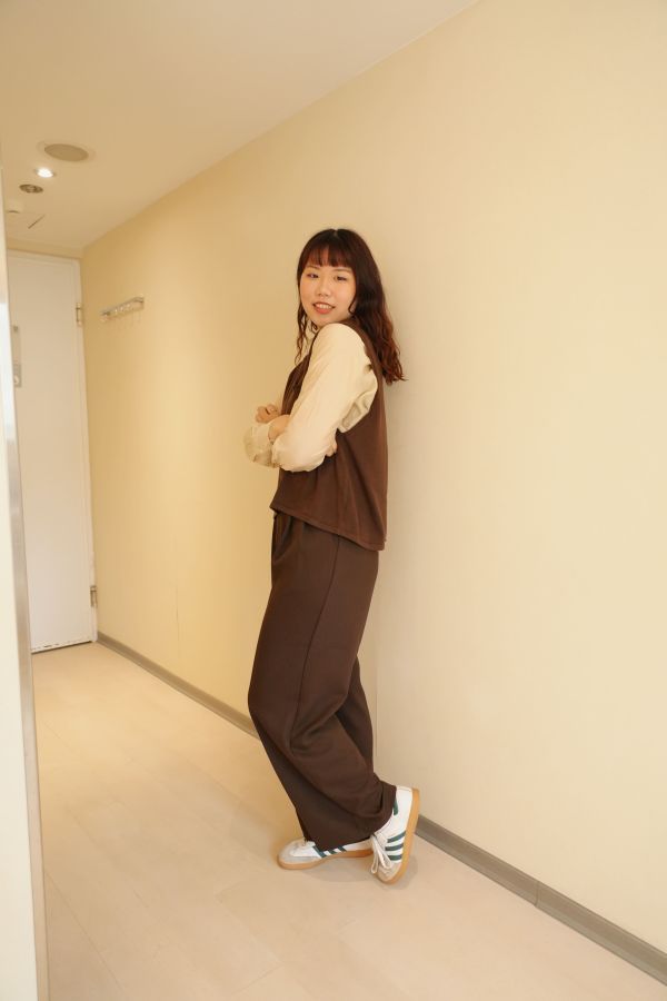 西裝闊腿褲 西裝闊腿褲、高腰女褲、闊腿長褲、通勤長褲、秋冬長褲、百搭褲、女長褲、修身闊腿褲、時尚長褲、休閒褲、通勤穿搭褲、秋冬穿搭